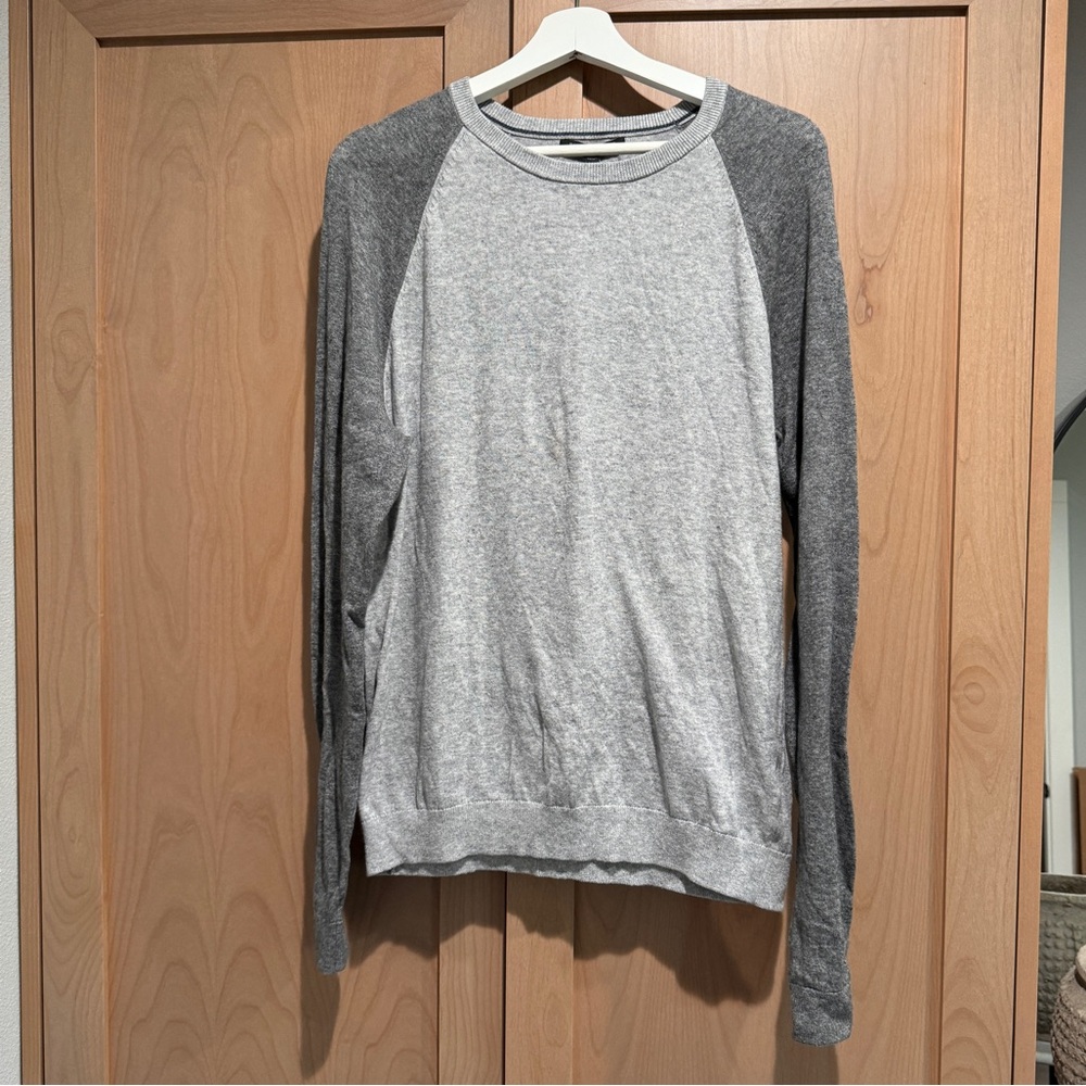 Banana republic gray crewneck sweater M